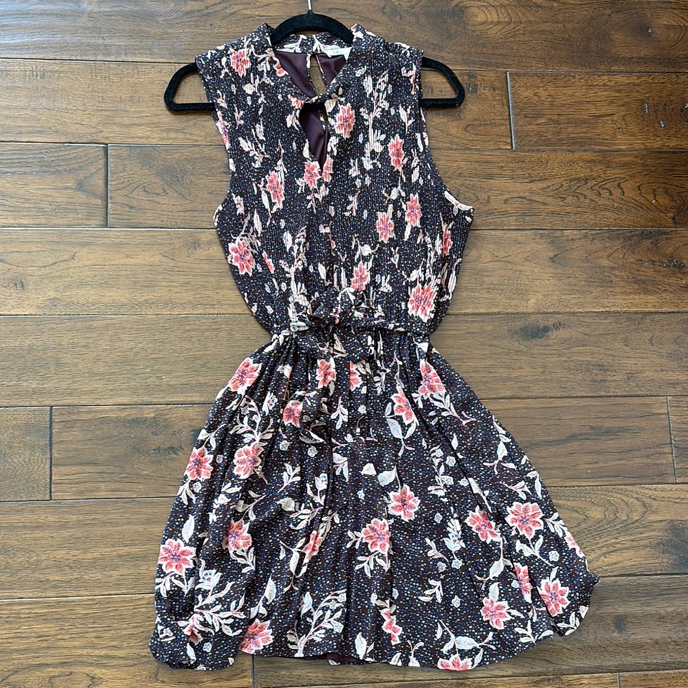 Floral Sleeveless Dress - Black and Pink